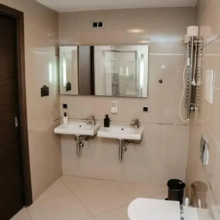 Silver Mountain, Poiana - Forest Crib Apartment Brasov